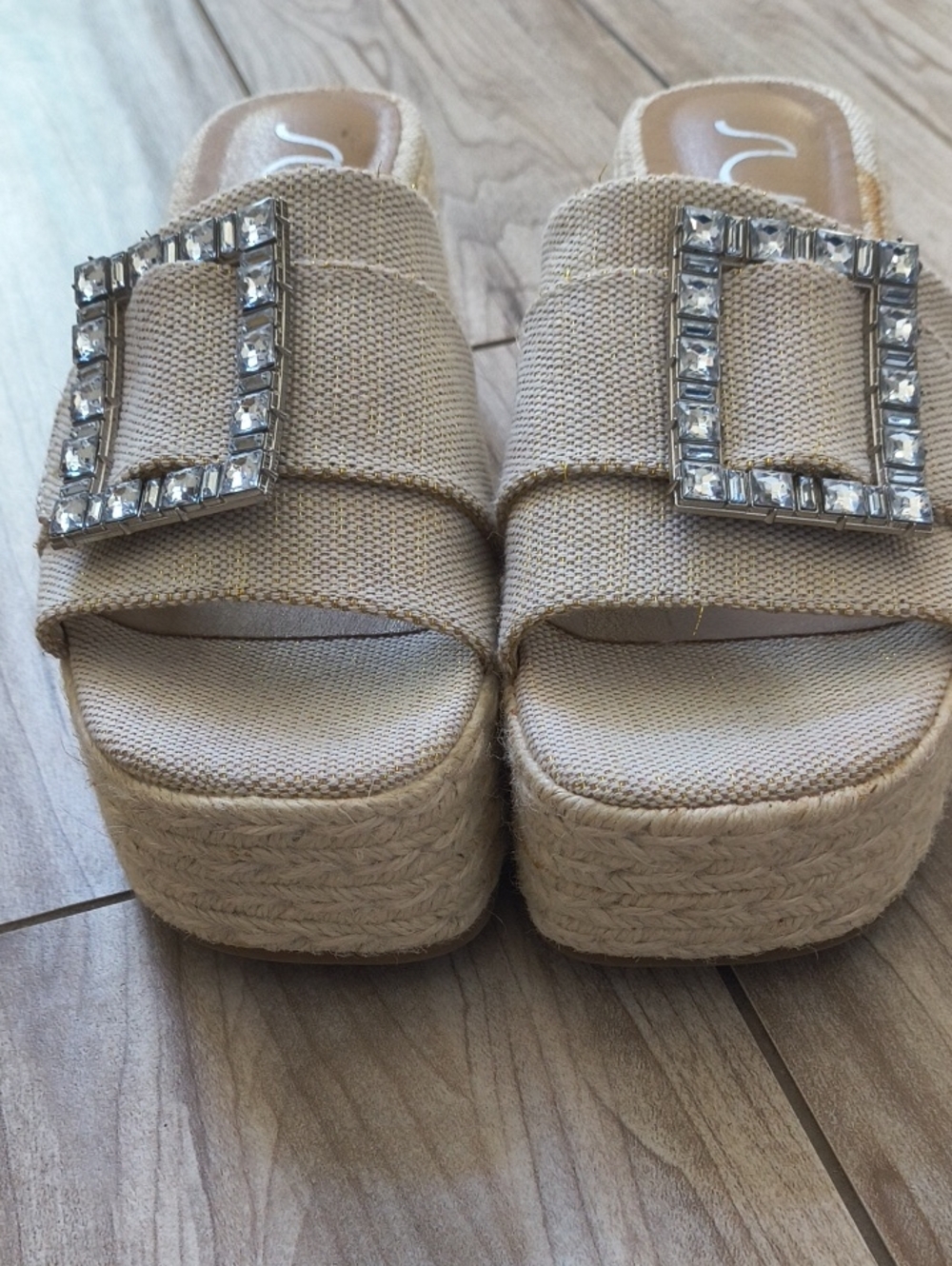 Platform Slides 🤍 - Picture 6 of 8
